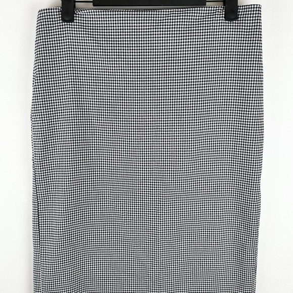 Fitted Knee-Length Skirt in Thick Jersey | US Size 8 - Picture 1 of 7